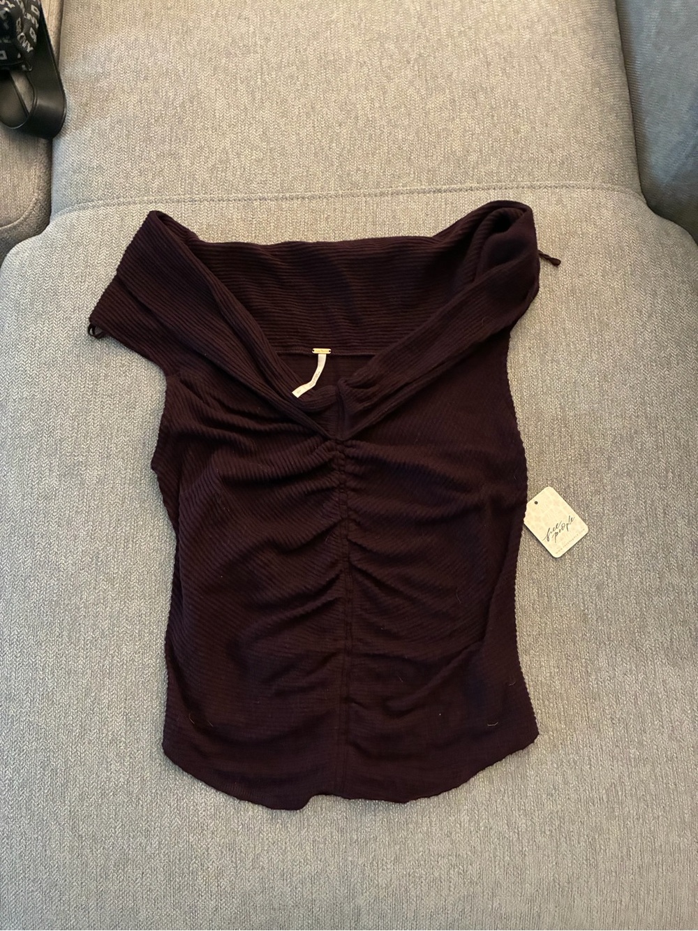 Free People Off-Shoulder Ruched Plum very soft material!  Can be worn 2 ways - Picture 2 of 3
